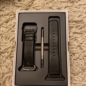 Black 38 mm Apple Watch leather band